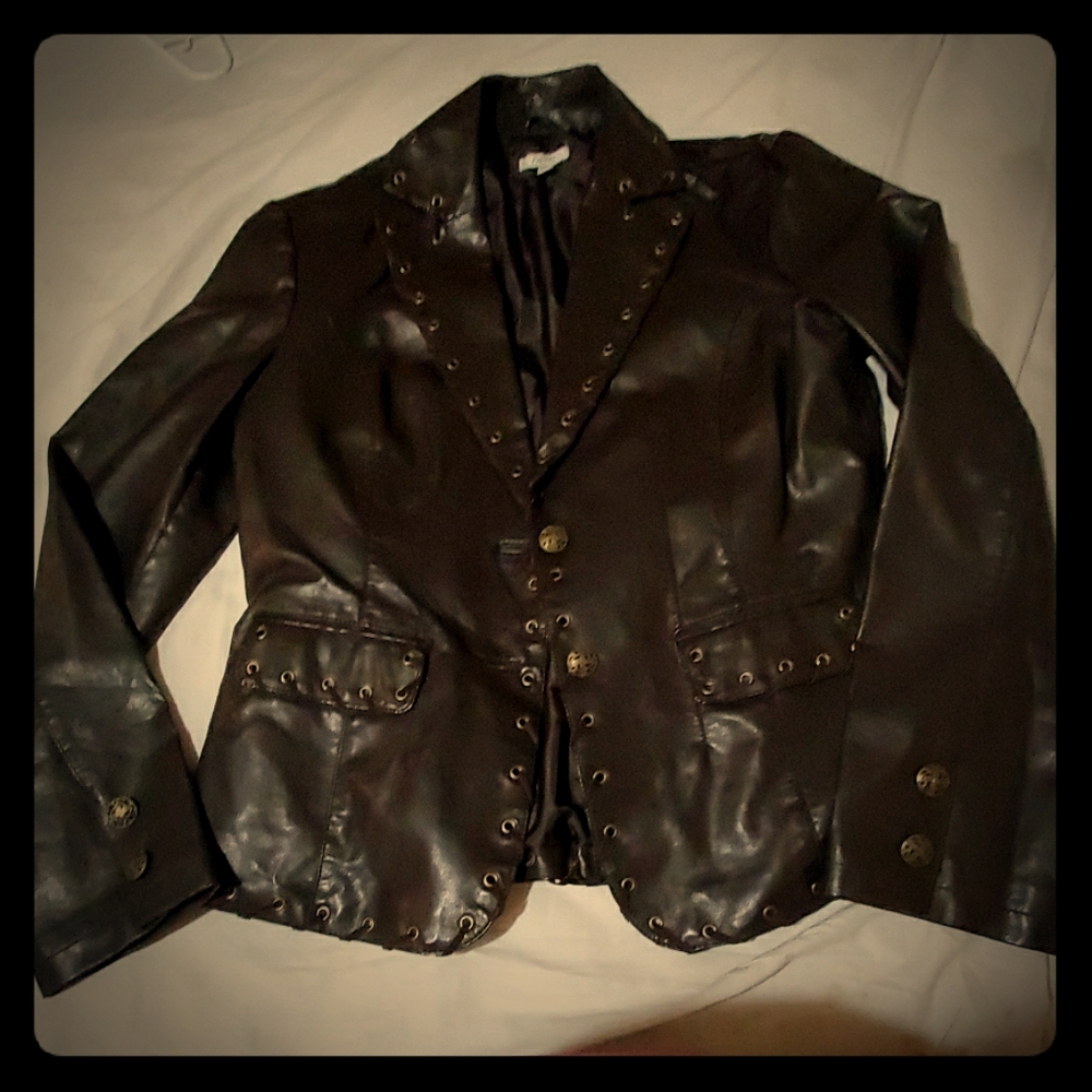 Brown leather cache jacket